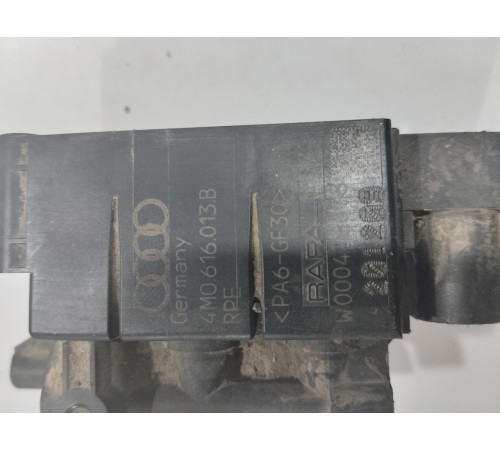 Блок клапанов пневмоподвески