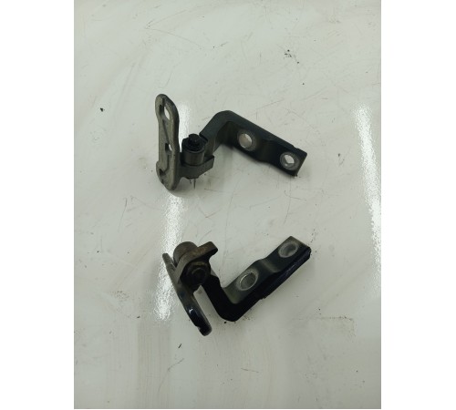 Комплект петель двери передней левой 2 шт.