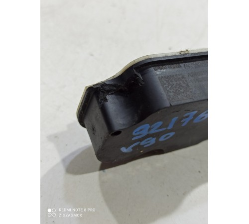 Моторчик заслонки радиатора