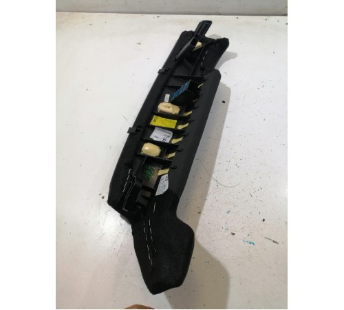 Накладка сиденья задняя правая