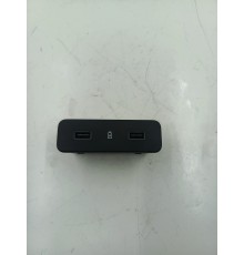 Разъем USB (двойной)