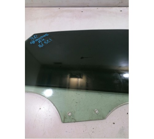 Стекло двери заднее правое