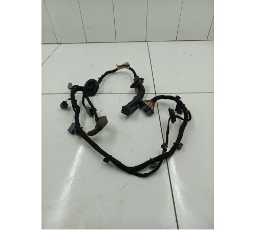 Электропроводка двери передняя левая