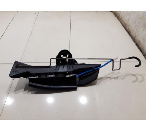 Регулировка левой боковины сиденья передняя правая