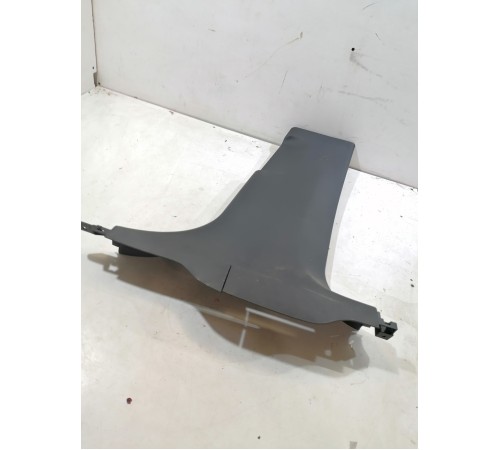 Обшивка центральной стойки правая нижняя