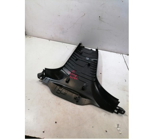 Обшивка центральной стойки правая нижняя