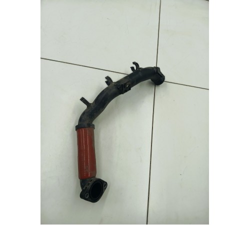 Патрубок интеркулера