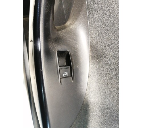 Кнопка стеклоподъемника передняя правая