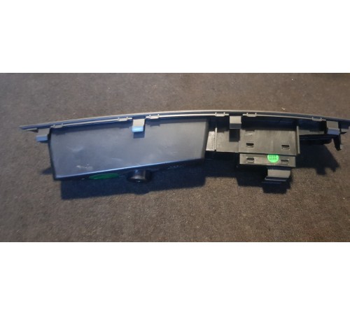 Кнопка стеклоподъемника передняя правая