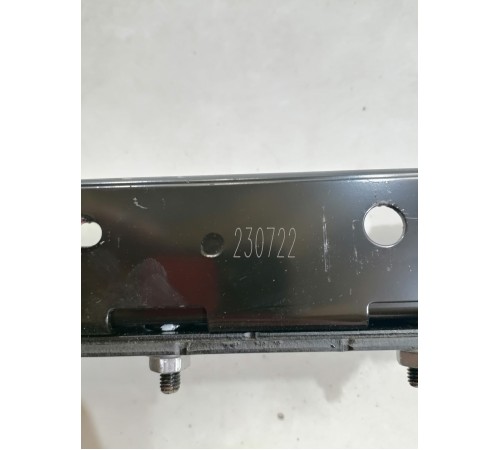 Направляющая правой сдвижной двери нижняя