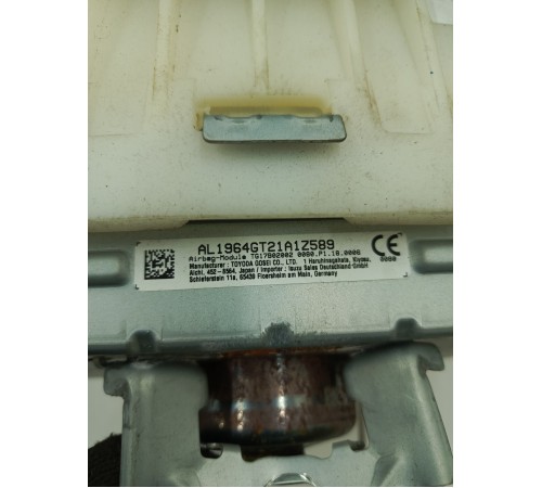 Подушка безопасности переднего пассажира в торпедо