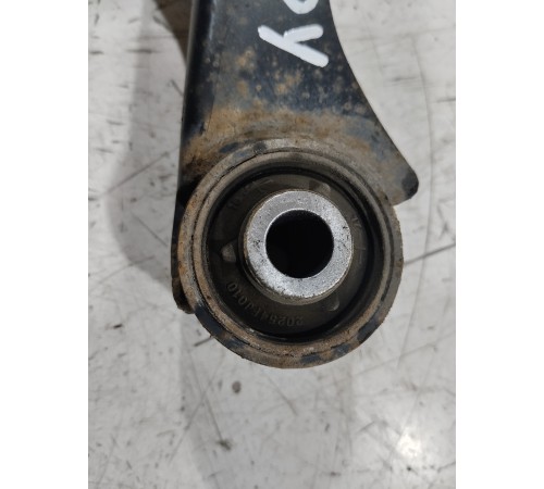 Рычаг подвески (задний левый)