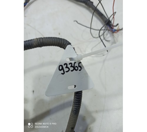 Электропроводка переднего бампера