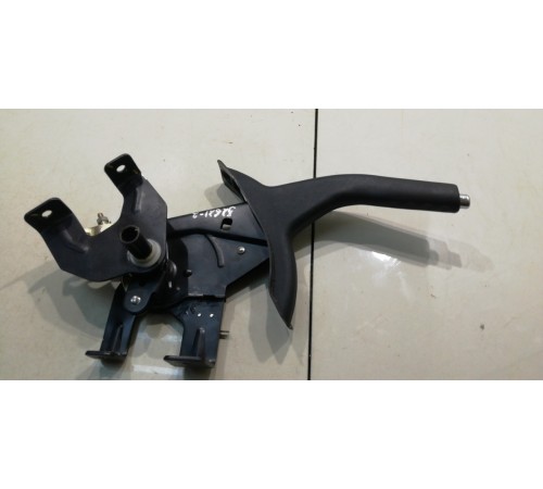 Рычаг стояночного тормоза