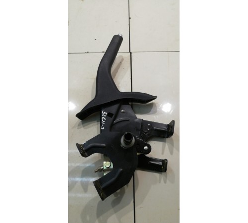 Рычаг стояночного тормоза