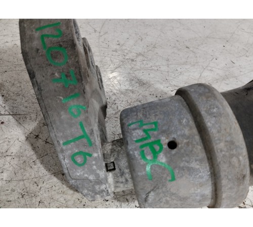 Подушка (опора) двигателя