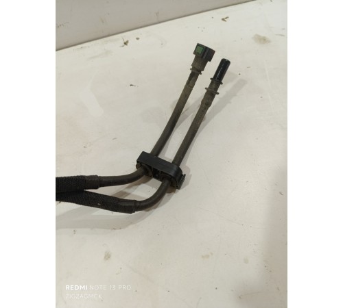 Трубка топливная