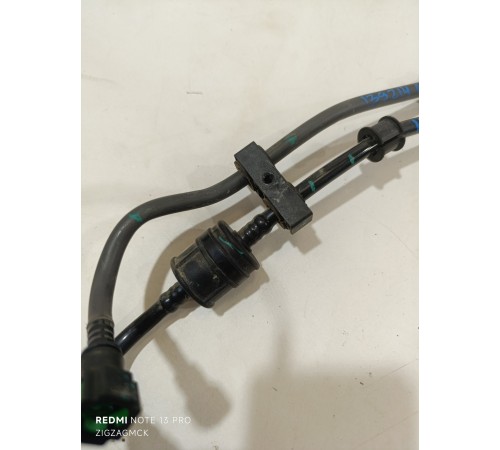 Трубка топливная