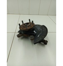 Кулак поворотный Передний Правый