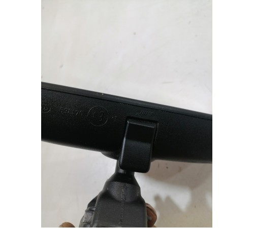 Зеркало заднего вида салонное