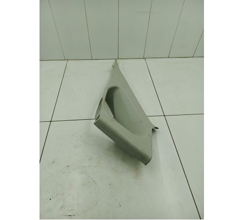 Обшивка задней стойки левая верхняя