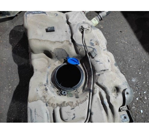 Бак топливный