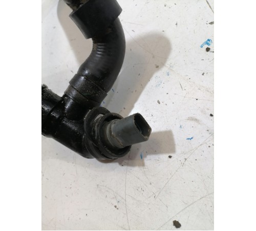 Патрубок системы охлаждения