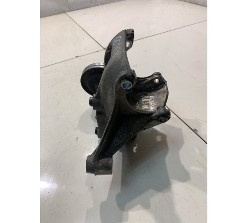 Кронштейн гидроусилителя