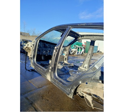 Порог со стойкой (левый)