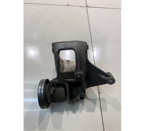 Кронштейн гидроусилителя