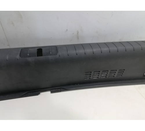 Накладка замка багажника задней панели