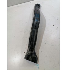 Тяга продольная передней подвески правая