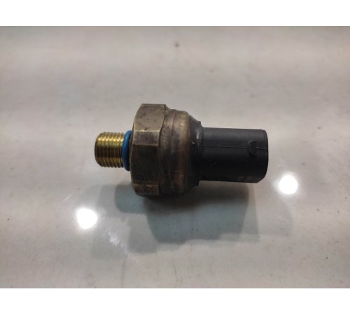 Датчик давления топлива