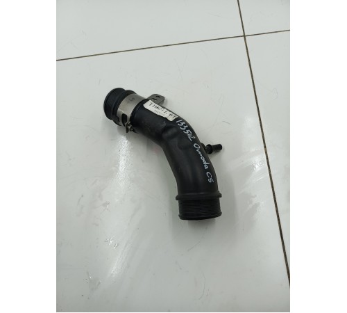 Патрубок системы охлаждения