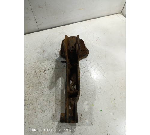 Кронштейн кабины задний левый