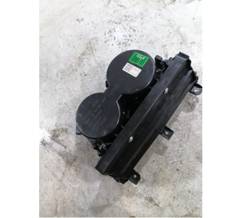 Ящик центральной консоли подстаканник