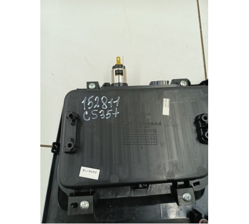 Накладка центральной консоли в многофункциональными кнопками