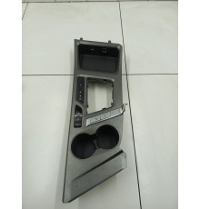 Накладка центральной консоли в многофункциональными кнопками