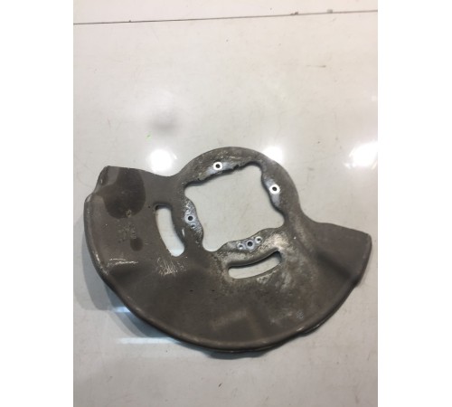 Кожух тормозного диска (передний, правый)