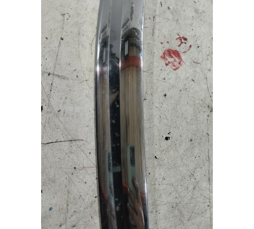 Молдинг кузова (передний левый)