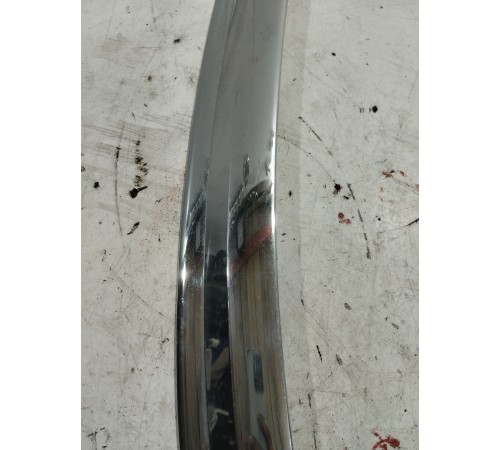 Молдинг кузова (передний левый)