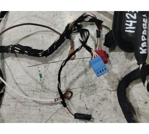 Электропроводка двери передняя левая