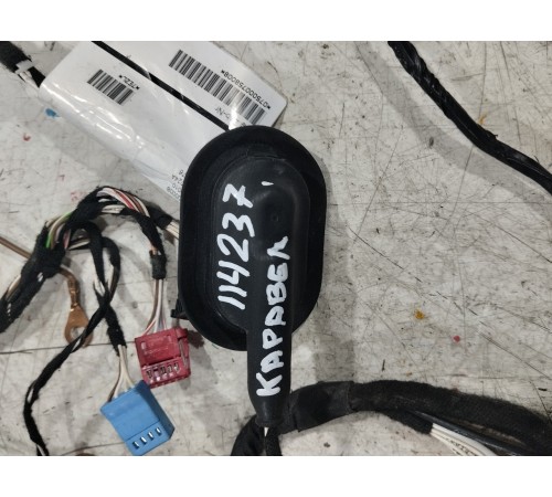 Электропроводка двери передняя левая