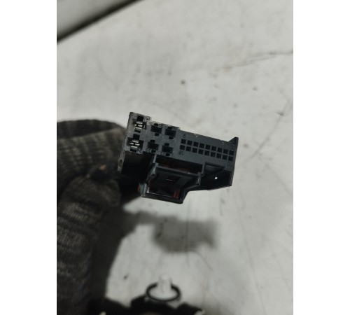 Электропроводка двери передняя левая