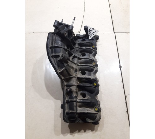 Впускной коллектор