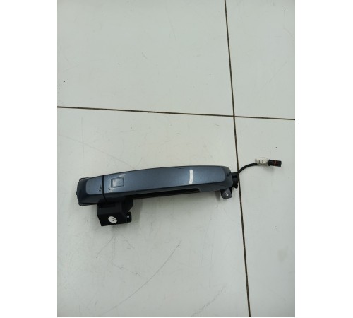 Ручка двери передняя левая внешняя