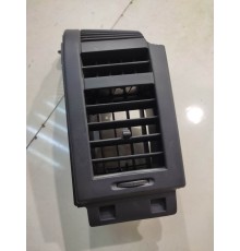 Воздушный дефлектор (правый)