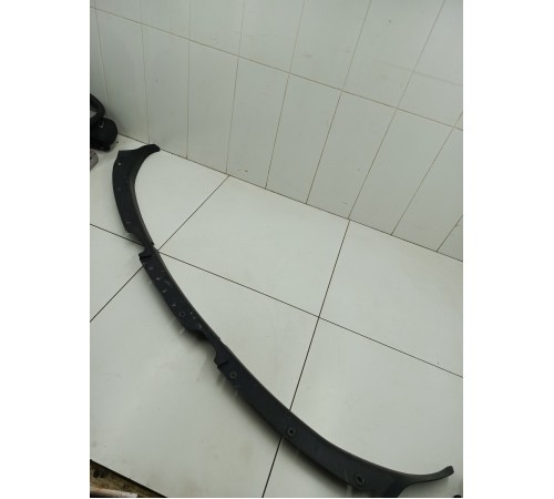 Накладка под лобовое стекло