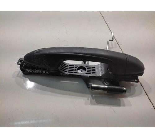 Ручка двери (передняя, правая, внешняя)