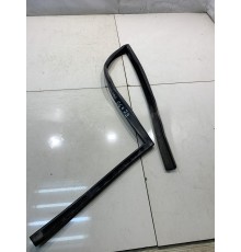 Уплотнитель стекла (задний, правый, внутренний)